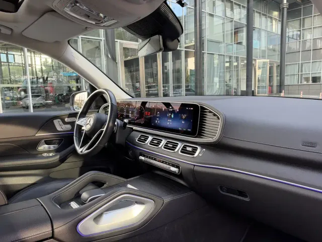 Mercedes-Benz GLE-Class — Фото автомобиля 9