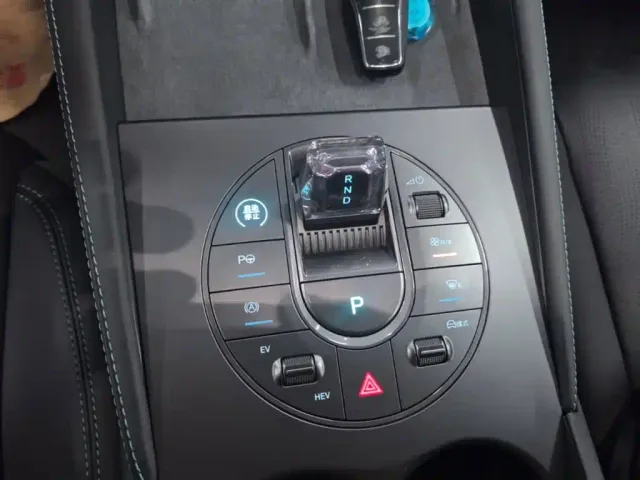 BYD Seal 06 — Фото автомобиля 13