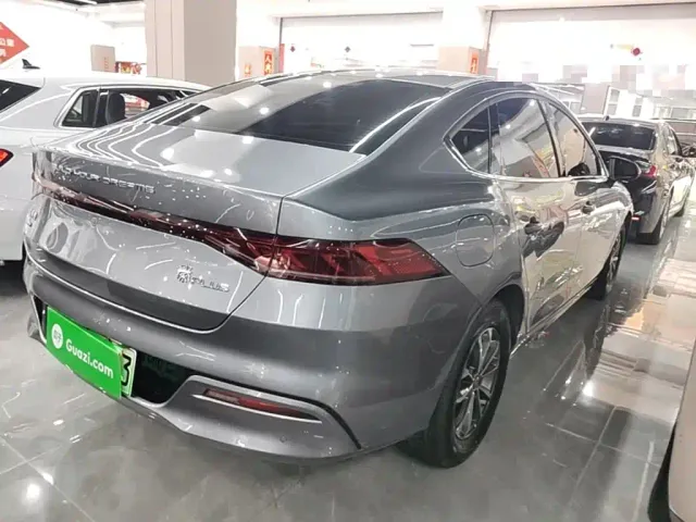 BYD Qin PLUS — Фото автомобиля 6