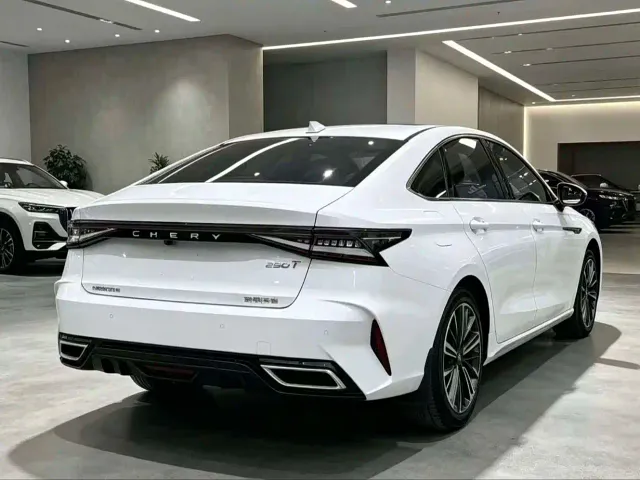Chery Arrizo 8 — Фото автомобиля 14