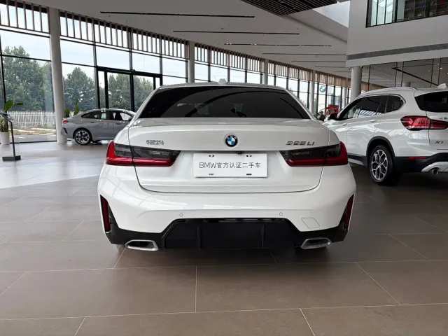 BMW 3 Series — Фото автомобиля 3
