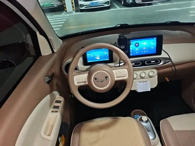 Wuling Hongguang Mini EV — Фото автомобиля 6