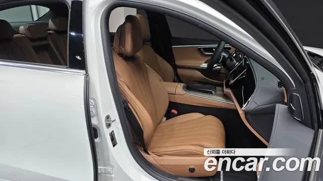 Mercedes-Benz E-Class W214 — Фото автомобиля 26