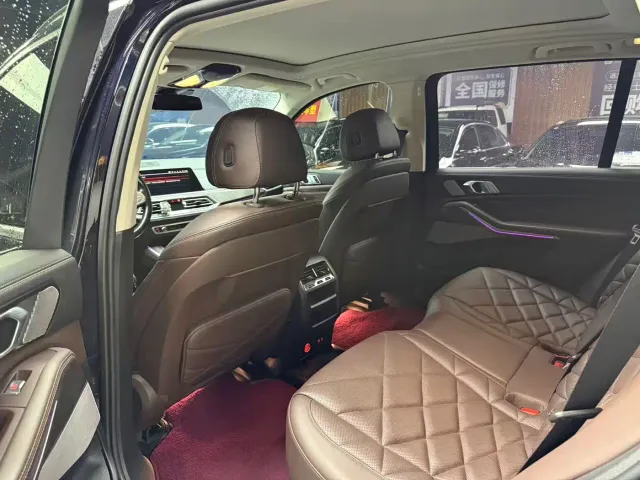BMW X5 — Фото автомобиля 7