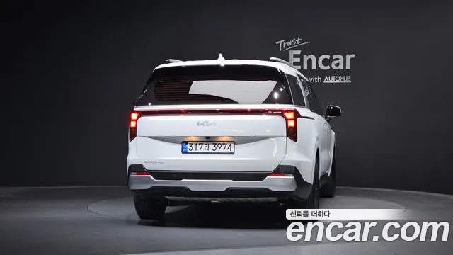 Kia Carnival 4th Gen — Фото автомобиля 4