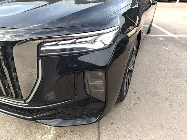 Hongqi H9 — Фото автомобиля 23