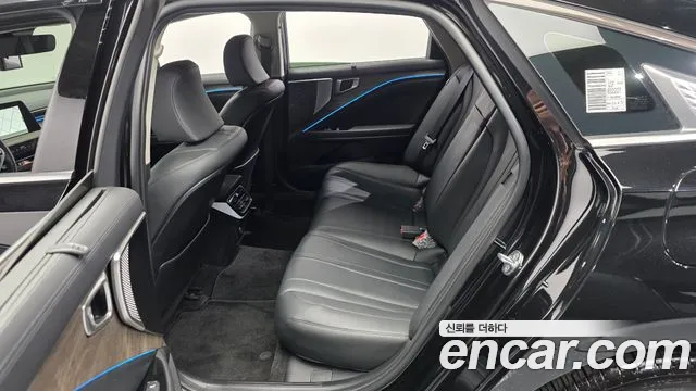 Kia K8 2.5 Бензин 2WD — Фото автомобиля 23