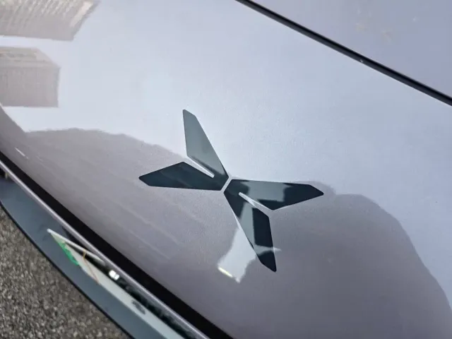 Xpeng P7 — Фото автомобиля 10