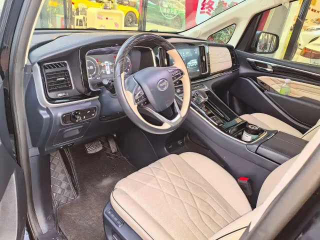 GAC Trumpchi M8 — Фото автомобиля 5