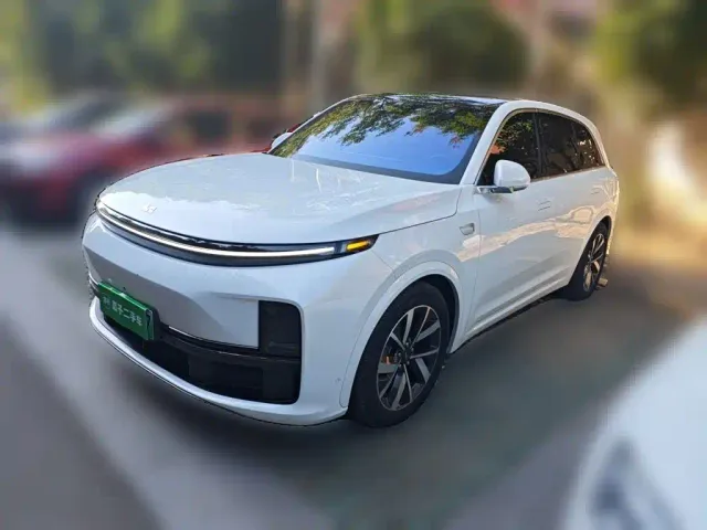 Фотография автомобиля — Li Auto L7