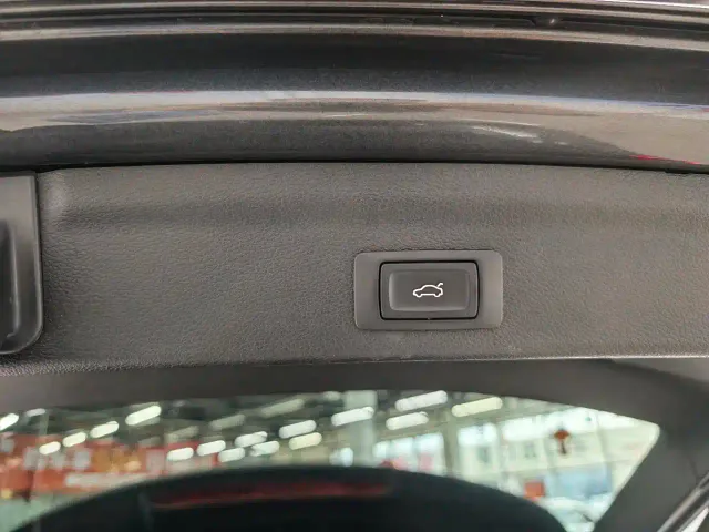 Audi Q3 — Фото автомобиля 13