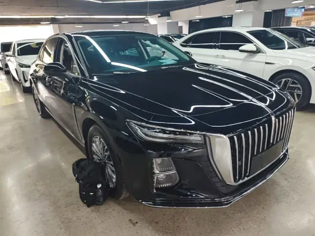 Hongqi H5 — Фото автомобиля 3