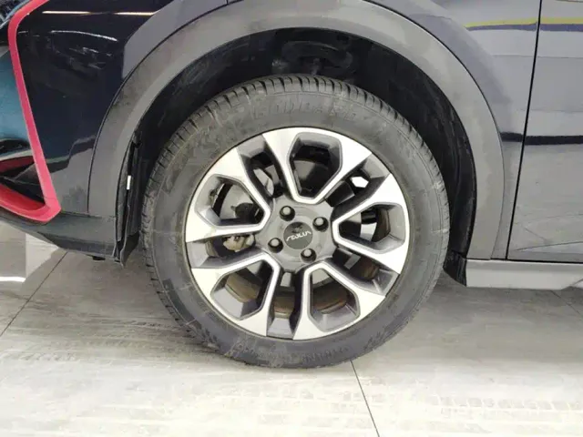 Dongfeng Yixuan GS — Фото автомобиля 6