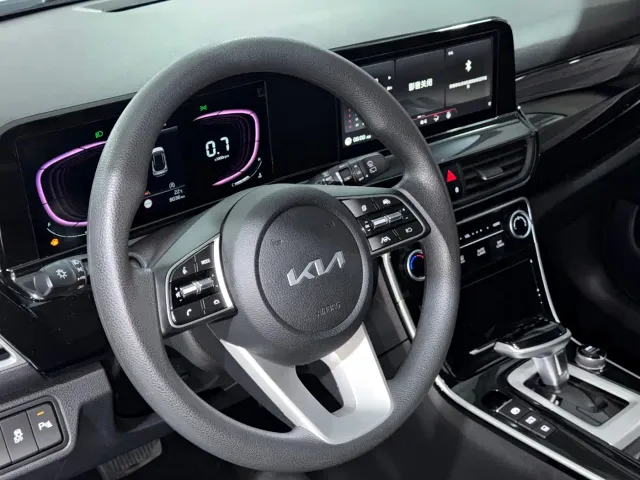 Kia Seltos — Фото автомобиля 5