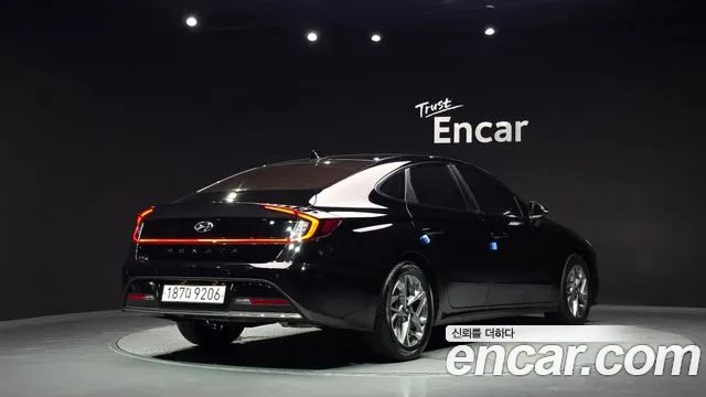 Hyundai Sonata Sonata (DN8) 2.0 LPG(Для проката) — Фото автомобиля 2