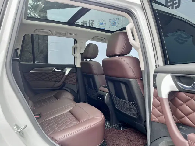 Haval H9 — Фото автомобиля 10