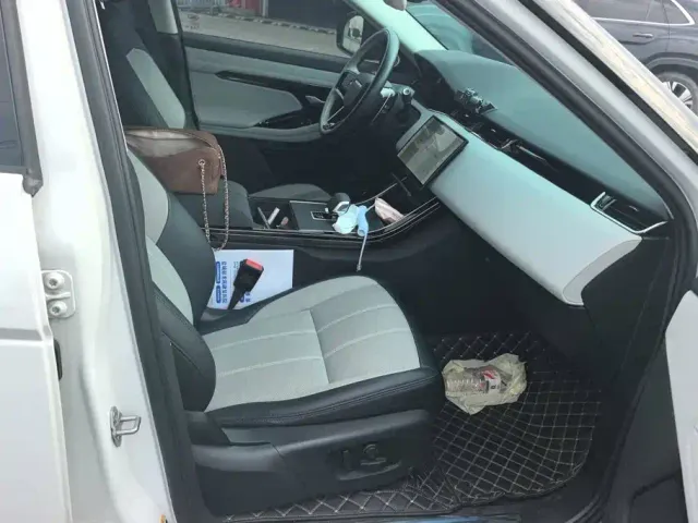 Land Rover Range Rover Evoque — Фото автомобиля 8