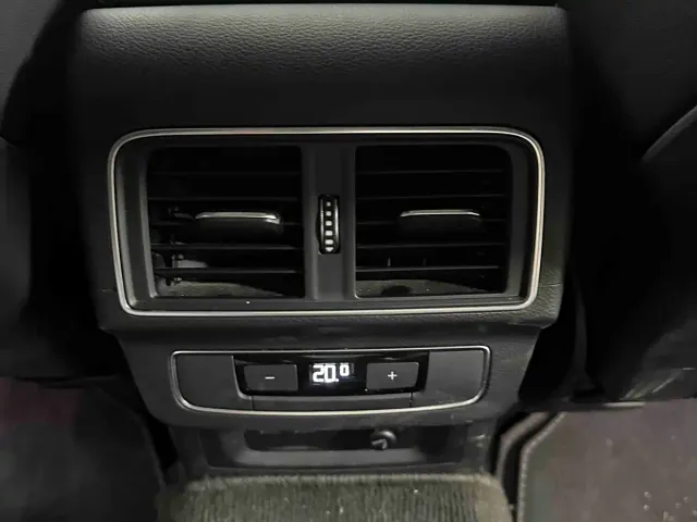 Audi Q5L Sportback — Фото автомобиля 19