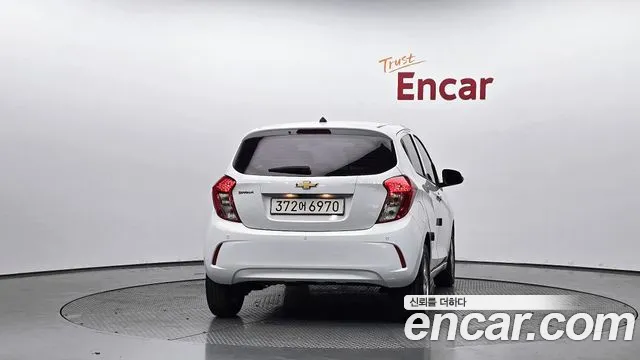 Chevrolet Spark — Фото автомобиля 4