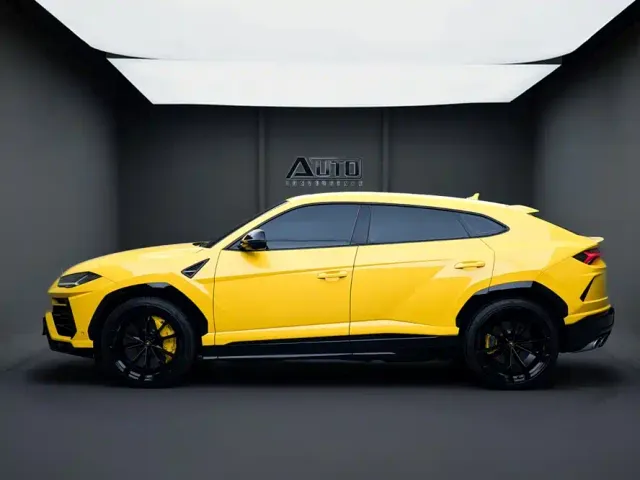 Lamborghini Urus — Фото автомобиля 3