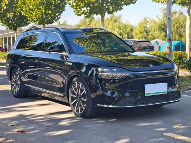Aito M9 — Фото автомобиля 3
