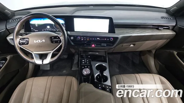 Kia K8 Hybrid — Фото автомобиля 7