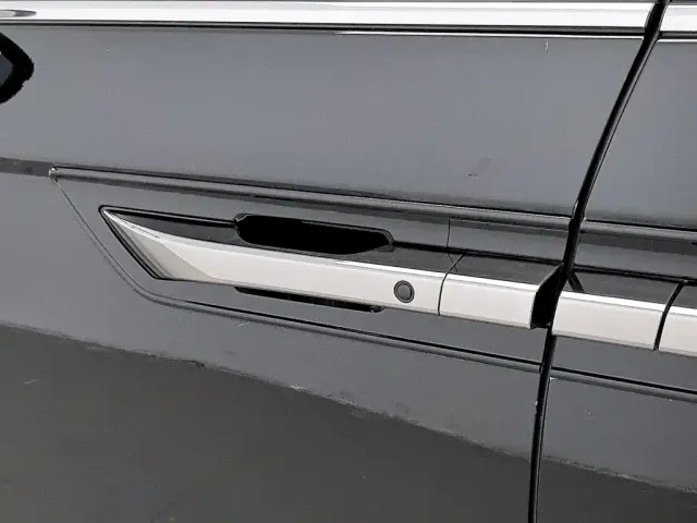 Honda Elysion — Фото автомобиля 18