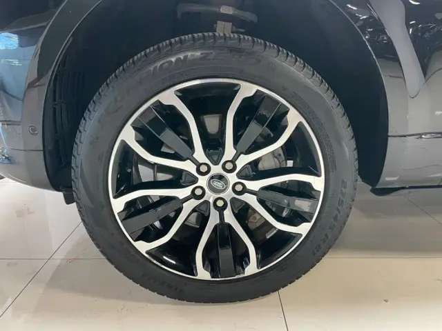 Land Rover Range Rover Sport — Фото автомобиля 25