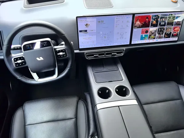 Li Auto L7 — Фото автомобиля 13