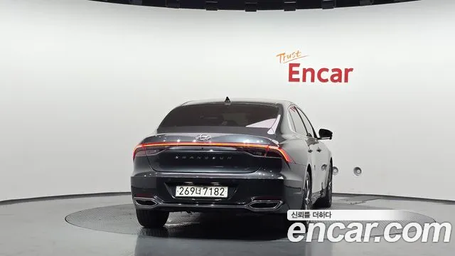 Hyundai Grandeur Grandeur (New) — Фото автомобиля 4