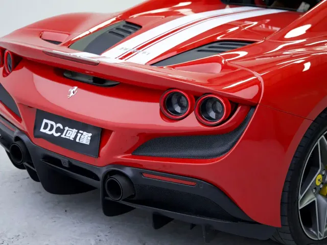 Ferrari F8 — Фото автомобиля 10