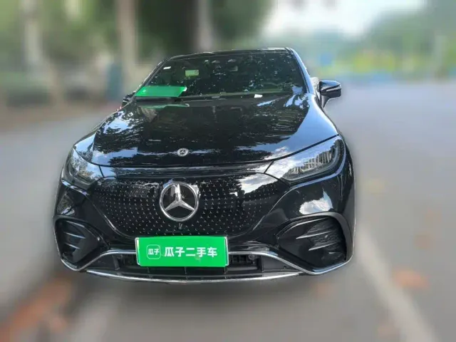 Mercedes-Benz EQE SUV — Фото автомобиля 2