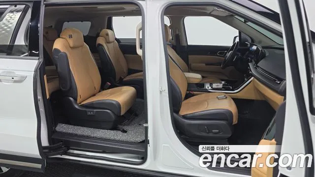 Kia Carnival 4th Gen — Фото автомобиля 25