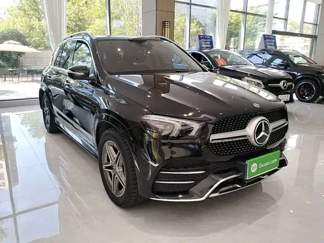 Mercedes-Benz GLE-Class — Фото автомобиля 3
