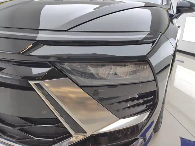 Hyundai Sonata — Фото автомобиля 5