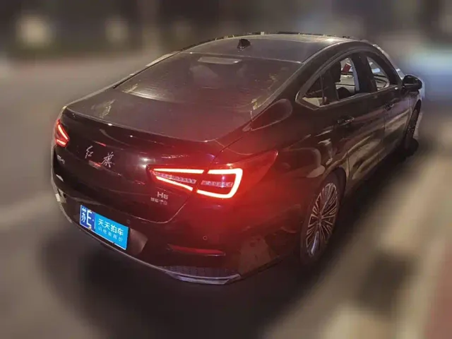 Hongqi H5 — Фото автомобиля 2