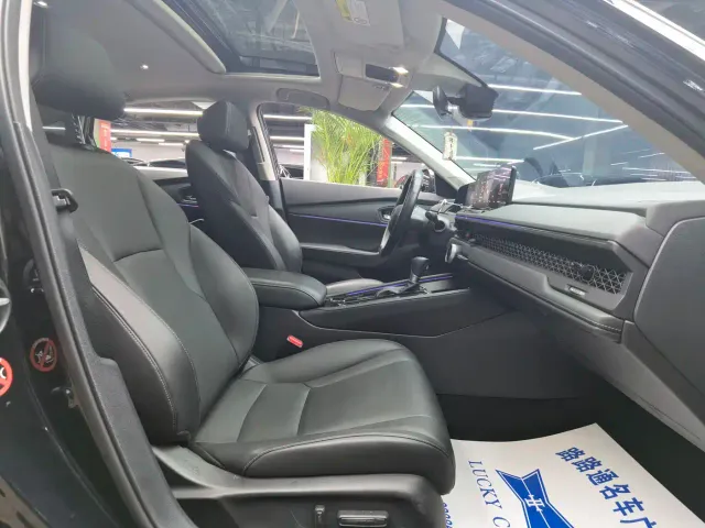 Honda Accord — Фото автомобиля 8