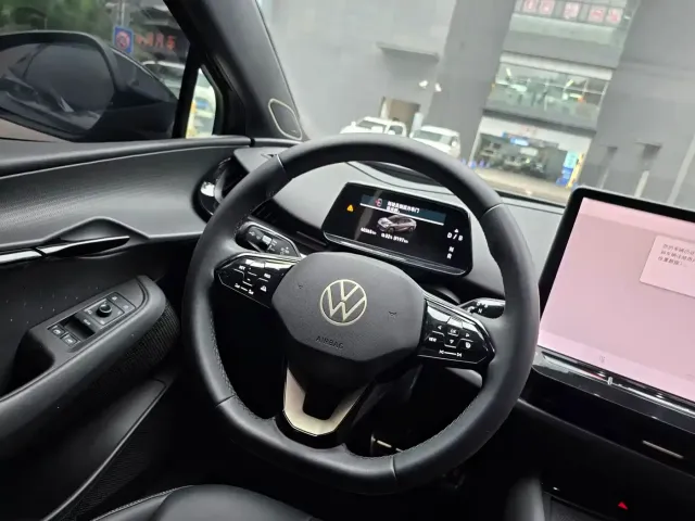 Volkswagen ID. Unyx 06 — Фото автомобиля 10
