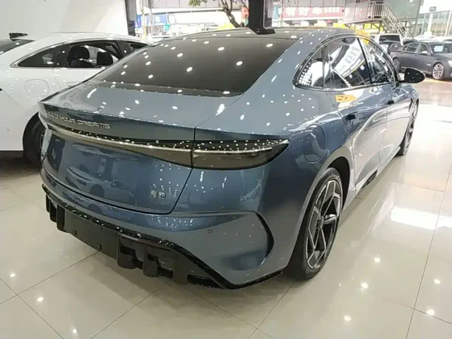BYD Seal — Фото автомобиля 6