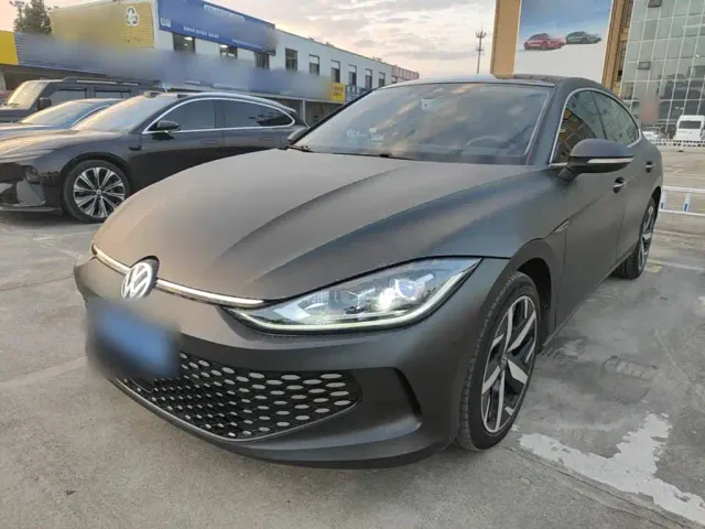 Фотография автомобиля — Volkswagen Lamando
