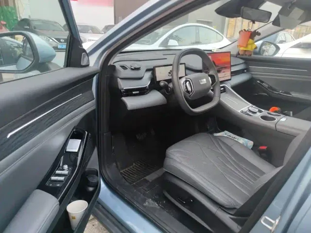 Geely Galaxy L6 — Фото автомобиля 17