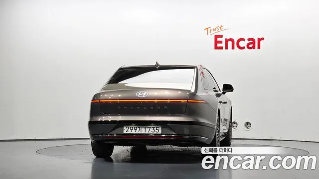 Hyundai Grandeur GN7 — Фото автомобиля 4
