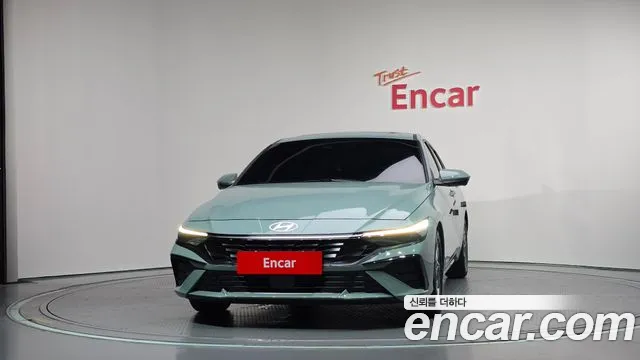 Hyundai Avante CN7 — Фото автомобиля 3