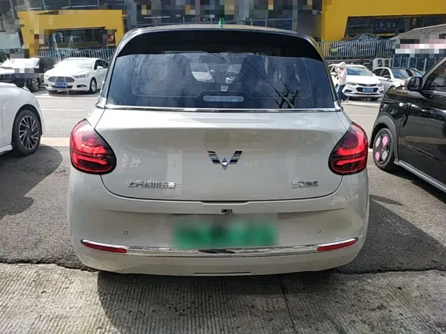 Wuling Bingo — Фото автомобиля 5