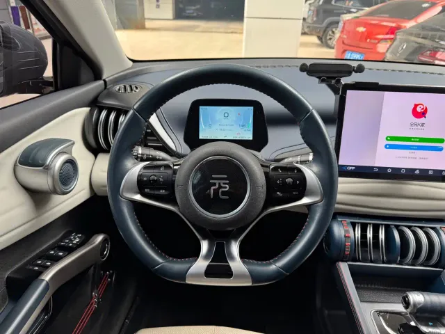 BYD Yuan PLUS — Фото автомобиля 6