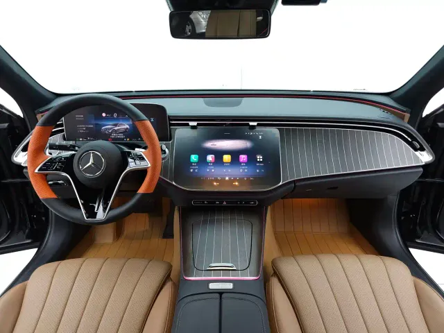 Mercedes-Benz E-Class — Фото автомобиля 7