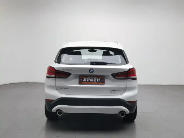 BMW X1 — Фото автомобиля 4