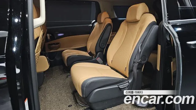 Kia Canival Carnival 4 поколение Бензин 9 мест Signature — Фото автомобиля 11