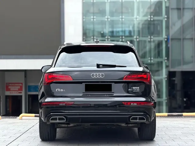 Audi Q5L — Фото автомобиля 9