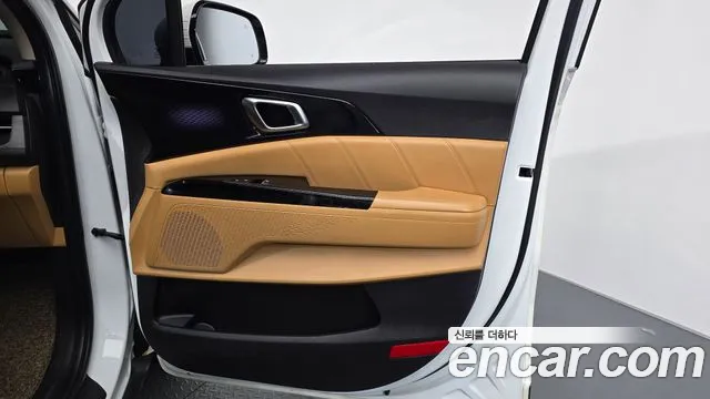 Kia Canival Carnival 4 поколение Бензин 9 мест Signature — Фото автомобиля 20